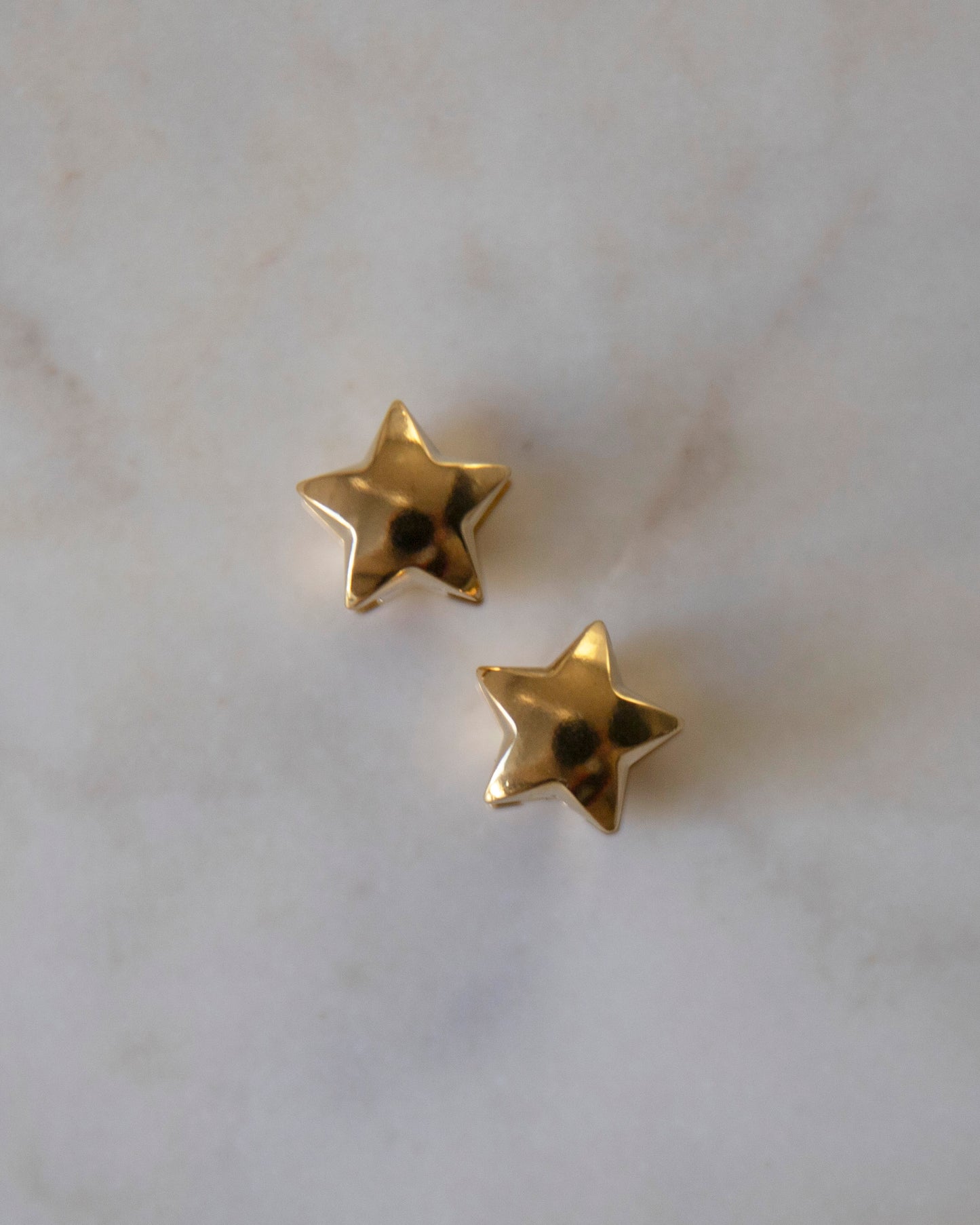 Simmi Gold Star Chunky Hoop Earrings