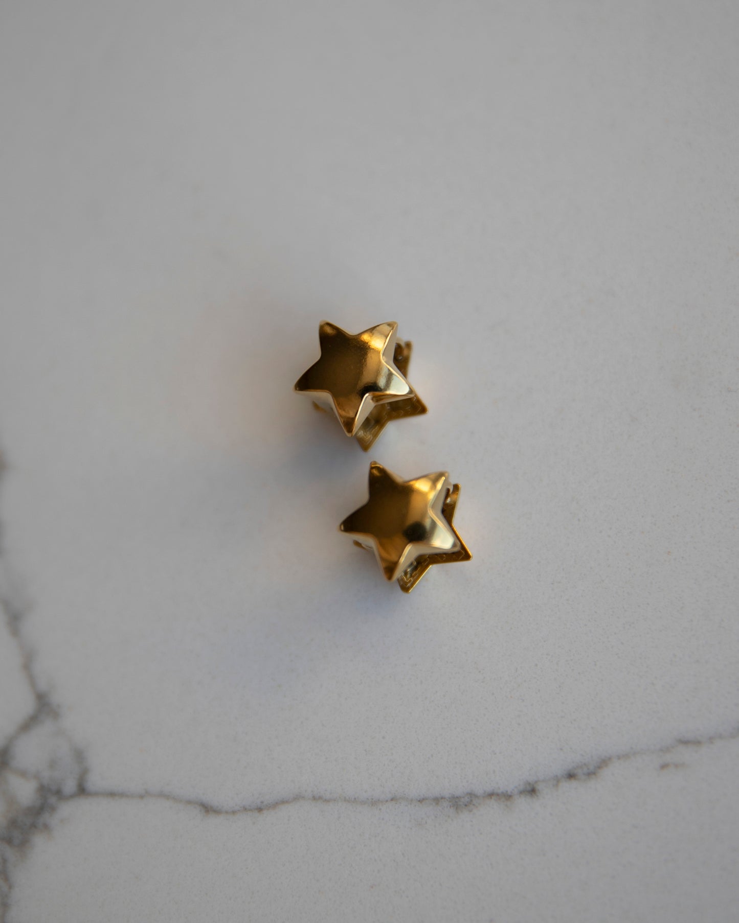 Simmi Gold Star Chunky Hoop Earrings