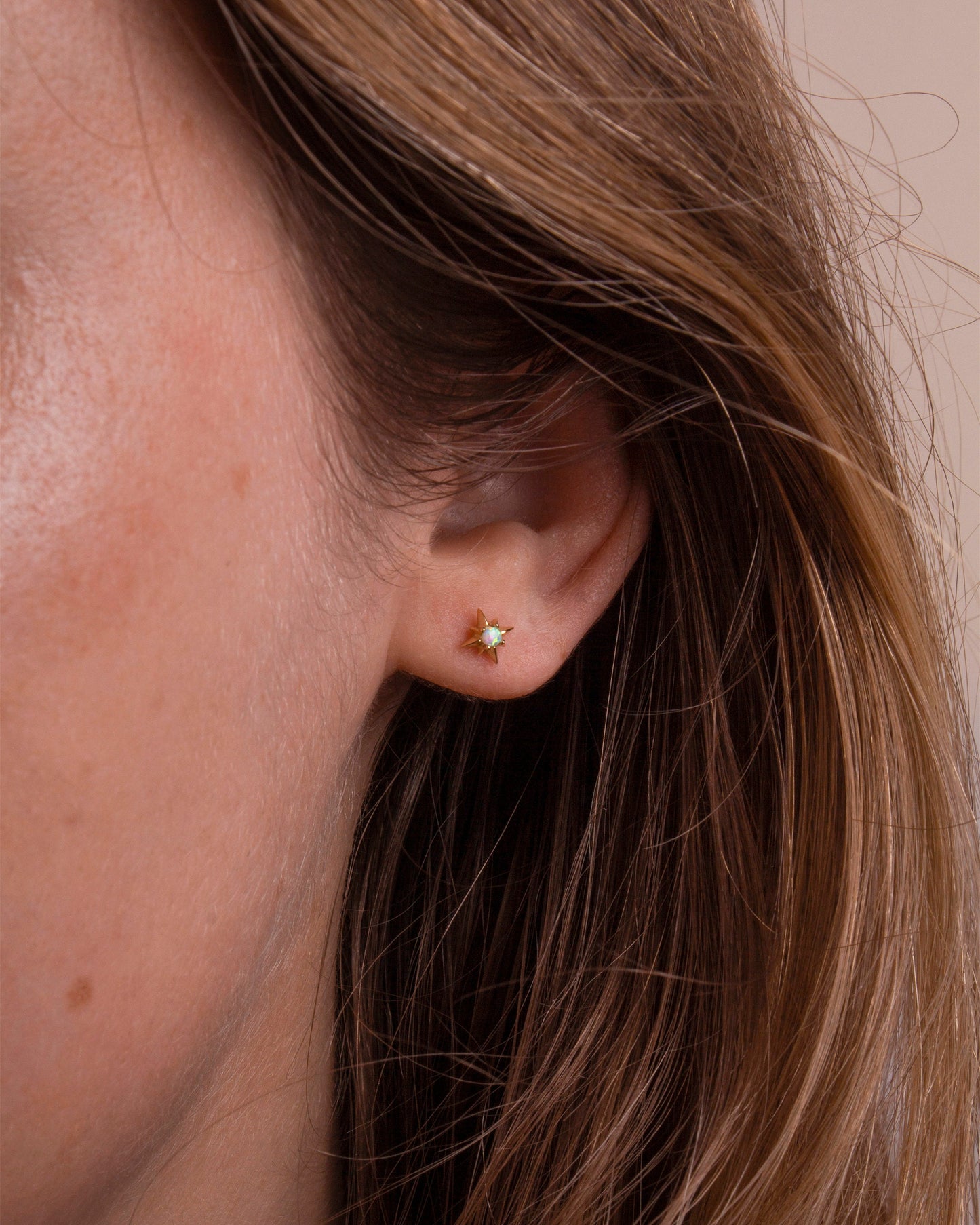 Nixi Gold Opal Star Stud Earrings